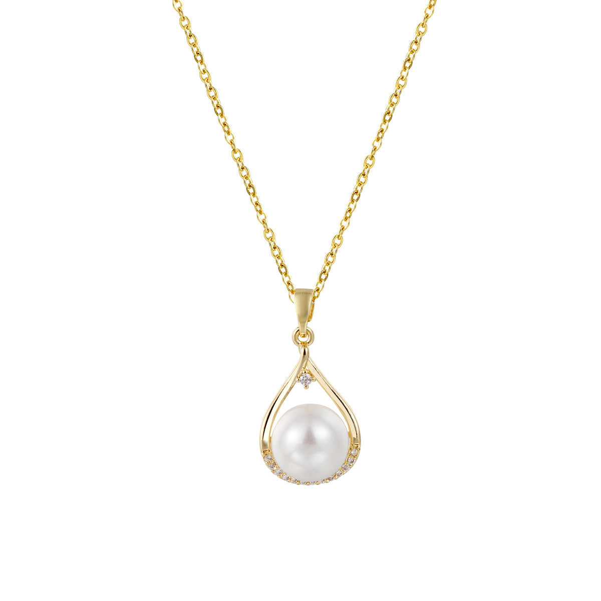 Elegant And Versatile Necklace Featuring Imitation Natural Freshwater Pearls