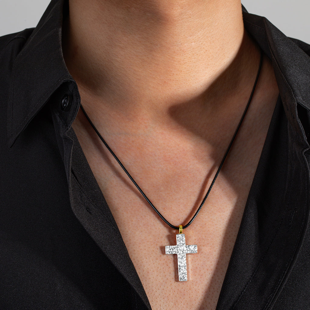 Heart-shaped Skull Alloy Cross Pendant Necklace