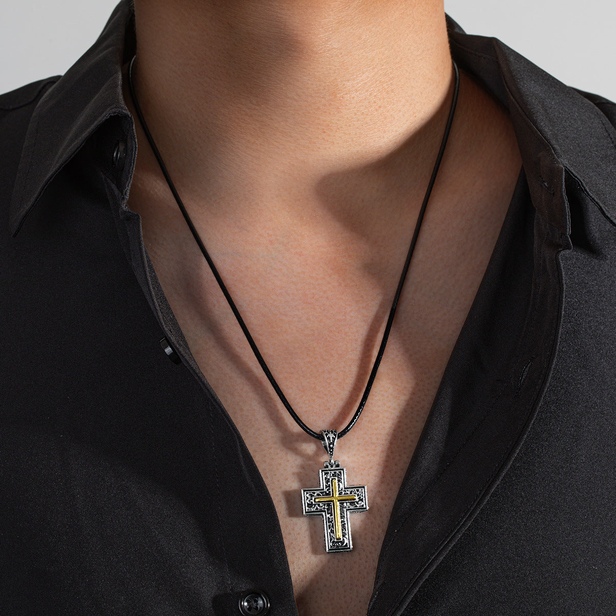 Heart-shaped Skull Alloy Cross Pendant Necklace