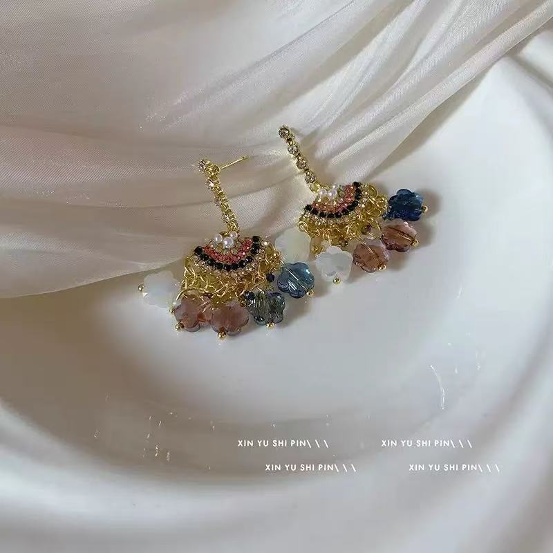 New Vintage Long Tassel Earringselegant And Versatile