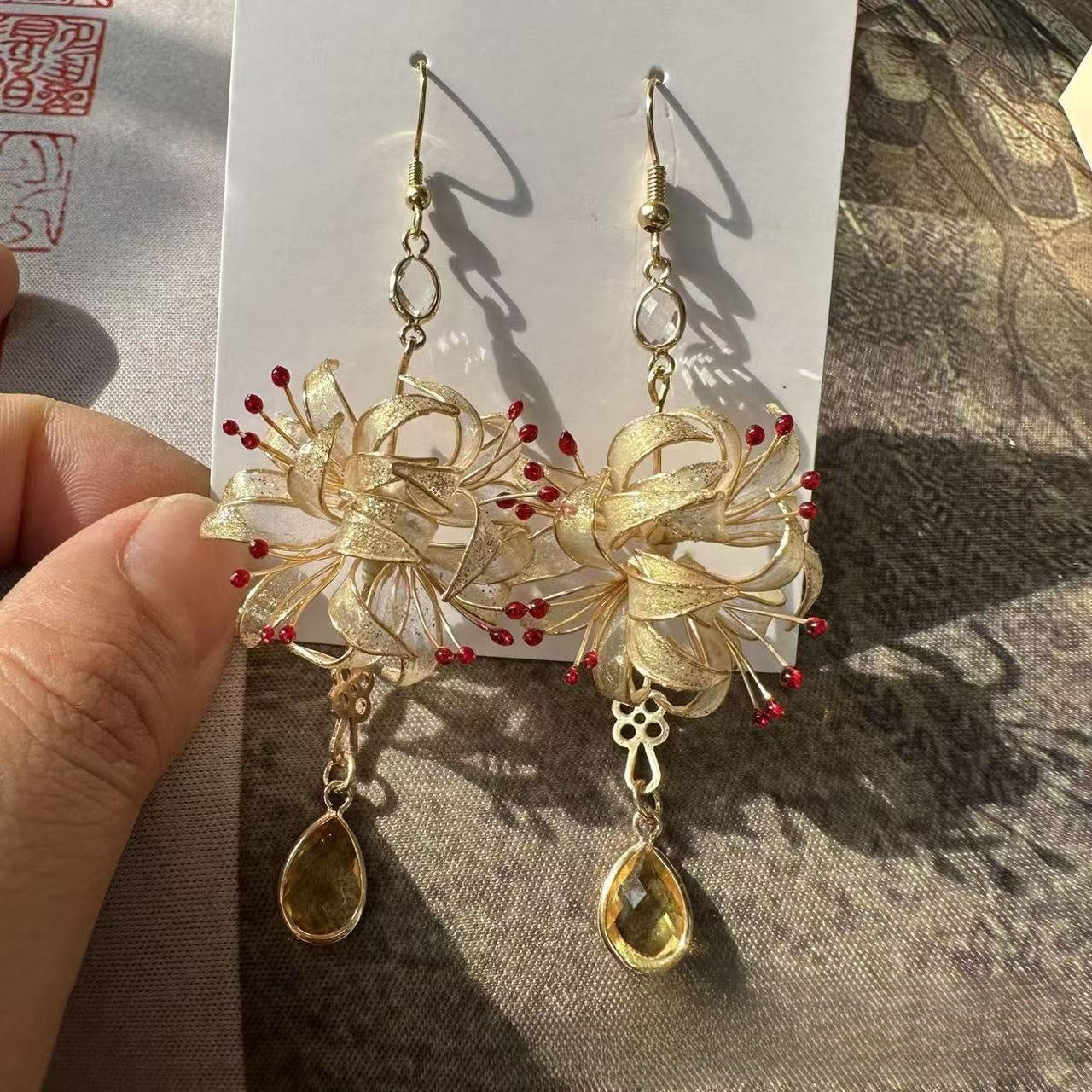 Red Spider Lily Manjushage Women's Earrings
